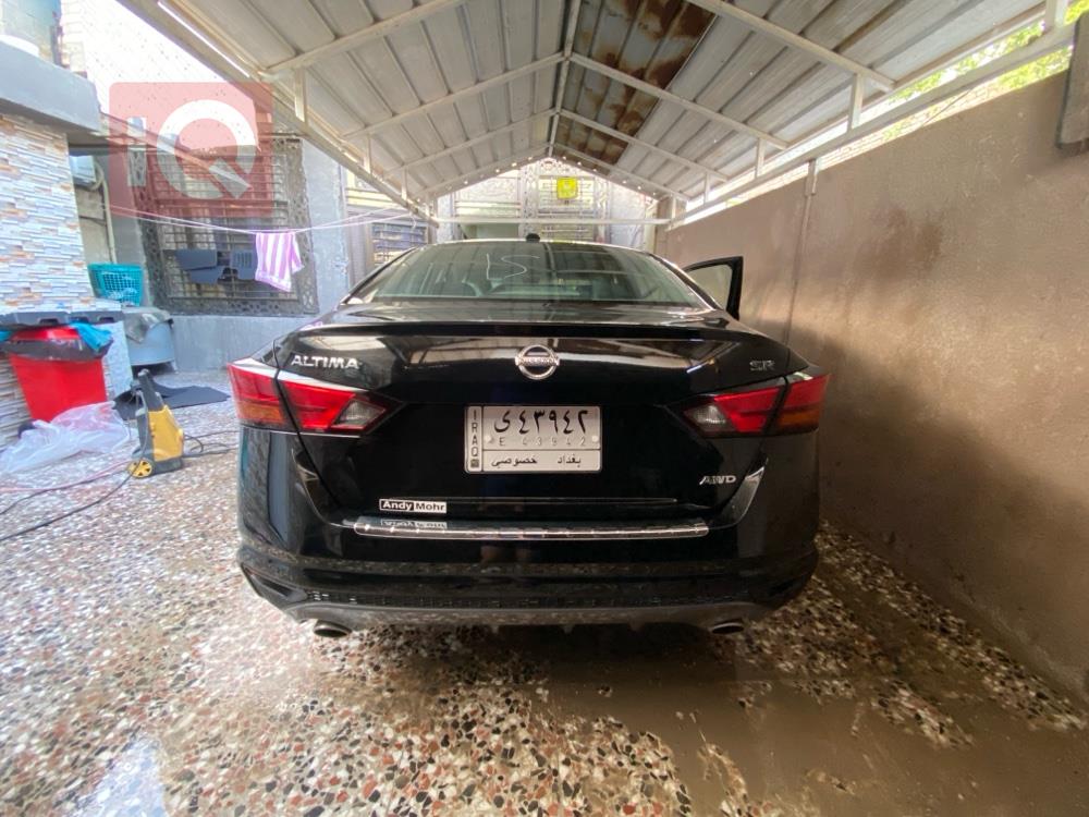 نيسان ألتيما